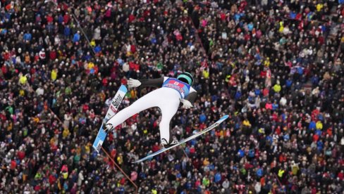 SKANDAL TRESE OLIMPIJSKE IGRE! Ski skakači pronašli neobičan način da lete što dalje