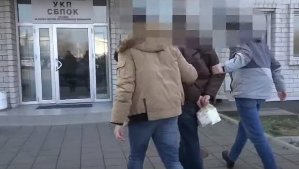 УСМРТИО МОТОЦИКЛИСТУ: Полиција ухапсила мушкарца због сумње да је извршио кривично дело УСМРТИО МОТОЦИКЛИСТУ: Полиција ухапсила мушкарца због сумње да је извршио кривично дело