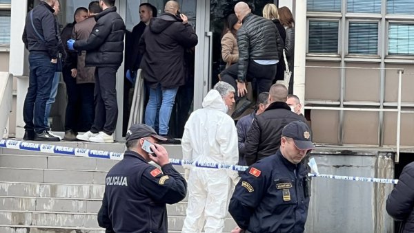 ШТА СЕ ДЕСИЛО ИСПРЕД ЦРНОГОРСКОГ СУДА ГДЕ ЈЕ БАЧЕНА БОМБА: Хитна на ногама, довозе повређене - део града блокиран (ВИДЕО) ШТА СЕ ДЕСИЛО ИСПРЕД ЦРНОГОРСКОГ СУДА ГДЕ ЈЕ БАЧЕНА БОМБА: Хитна на ногама, довозе повређене - део града блокиран (ВИДЕО)