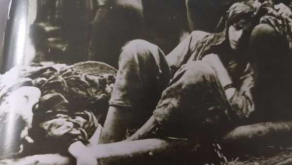 (УЗНЕМИРУЈУЋЕ) АМНЕСТИРАЛИ АЛБАНЦЕ ПОД ОКРИЉЕМ БРАТСТВА И ЈЕДИНСТВА: Сведочанство о језивом страдању Срба и Јевреја на КиМ (ФОТО/ВИДЕО) (УЗНЕМИРУЈУЋЕ) АМНЕСТИРАЛИ АЛБАНЦЕ ПОД ОКРИЉЕМ БРАТСТВА И ЈЕДИНСТВА: Сведочанство о језивом страдању Срба и Јевреја на КиМ (ФОТО/ВИДЕО)