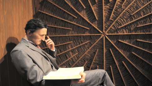 NIKOLA TESLA SE U ZAGREBU DRUŽIO SAMO SA SRPSKOM OMLADINOM: