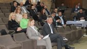 НОВА КАДРОВСКА РЕШЕЊА: Скупштина града Врања именовала пет нових директора НОВА КАДРОВСКА РЕШЕЊА: Скупштина града Врања именовала пет нових директора