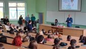ПОДСТИЦАЈ ИНОВАТИВНОСТИ И УСПЕШНОМ ПОСЛОВАЊУ: Младима у Суботици представљени модели предузетништва