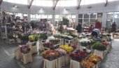 ДЕСЕТ КАЛА 1.200, ОРХИДЕЈЕ ДО 1.700 ДИНАРА: Руже најтраженије пред 8. март - ово су цене цвећа на пијацама