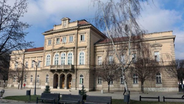 СКЛАДИШТИО ОПАСАН ОТПАД, ПРЕТИ МИ ЗАТВОР: Тужилаштво у Смедереву поднело је оптужни предлог против Д. Ј. (47 ) СКЛАДИШТИО ОПАСАН ОТПАД, ПРЕТИ МИ ЗАТВОР: Тужилаштво у Смедереву поднело је оптужни предлог против Д. Ј. (47 )