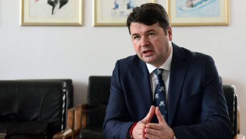 PROFESOR PETROV: Vučićev govor državnički, pokazao svest da zna kako se izražava jedinstvo PROFESOR PETROV: Vučićev govor državnički, pokazao svest da zna kako se izražava jedinstvo