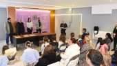 МОЈА МАМА, НАЈБОЉА МАМА Награђени најталентованији ученици и предшколци из Земуна МОЈА МАМА, НАЈБОЉА МАМА Награђени најталентованији ученици и предшколци из Земуна