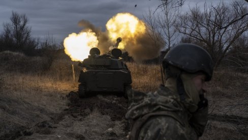 RAT U UKRAJINI: Rusi napreduju kod Marjinke; Bahmut u plamenu - Zelenski objašnjava zašto VSU gine u gradu (MAPA/FOTO/VIDEO)