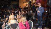 ВЕСИЋ: Жене најважнији део друштва, хвала вам за све што чините (ФОТО) ВЕСИЋ: Жене најважнији део друштва, хвала вам за све што чините (ФОТО)