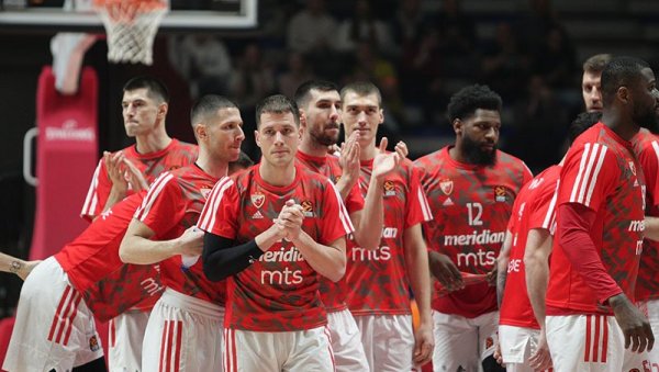 ЦРВЕНО-БЕЛИ ИГРАЈУ ПРЕСУДАН МЕЧ: Овде можете пратити окршај Звезде у Евролиги ЦРВЕНО-БЕЛИ ИГРАЈУ ПРЕСУДАН МЕЧ: Овде можете пратити окршај Звезде у Евролиги