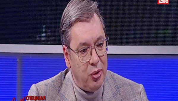 ХОЋЕ ВЛАСТ ЈЕР ВИДЕ ДА ЈЕ КАСА ПУНА: Председник Вучић - Они немају своју политику и програм, воде се само једним - да ме мрзе ХОЋЕ ВЛАСТ ЈЕР ВИДЕ ДА ЈЕ КАСА ПУНА: Председник Вучић - Они немају своју политику и програм, воде се само једним - да ме мрзе