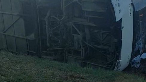 ПОГИНУО ВОЗАЧ КОД КИКИНДЕ: Отац страдао на лицу места, син лакше повређен