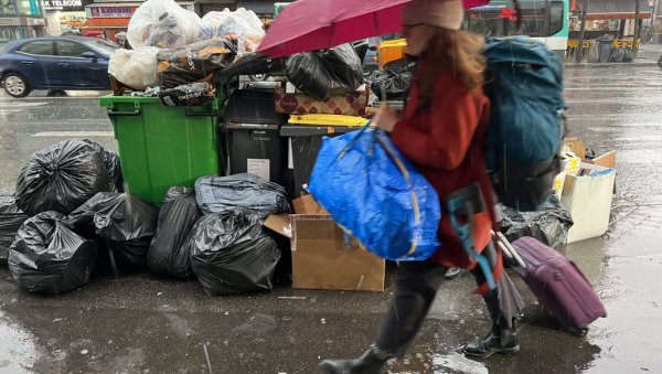ПАРИЗ ДЕПОНИЈА, А ОНИ БРАНЕ ПРАВА ПАЦОВА: Манифестације у Паризу у заштиту глодара ПАРИЗ ДЕПОНИЈА, А ОНИ БРАНЕ ПРАВА ПАЦОВА: Манифестације у Паризу у заштиту глодара