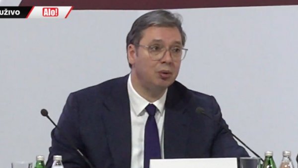 ВРЕМЕ КОЈЕ ДОЛАЗИ НИЈЕ ЛАКО ЗА НАШУ ЗЕМЉУ: Вучић - Идем у обилазак Србије, да разговарам са људима, надам се да ћу и на Космет ВРЕМЕ КОЈЕ ДОЛАЗИ НИЈЕ ЛАКО ЗА НАШУ ЗЕМЉУ: Вучић - Идем у обилазак Србије, да разговарам са људима, надам се да ћу и на Космет