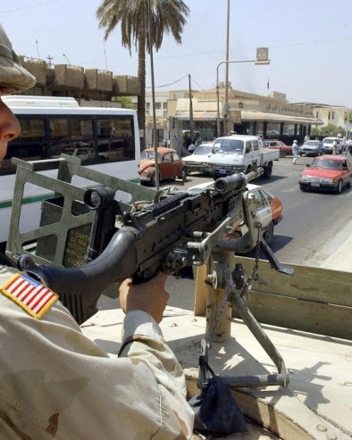 ИСИС УДАРА НА АМЕРИКАНЦЕ: Убијена два војника и преводилац у сиријском граду Палмири