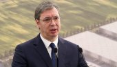 САМО ДА СЕ ПРЕКРСТИТЕ ДОКЛЕ ТО ЛУДИЛО ИДЕ: Вучић о кампањи која се води против њега САМО ДА СЕ ПРЕКРСТИТЕ ДОКЛЕ ТО ЛУДИЛО ИДЕ: Вучић о кампањи која се води против њега