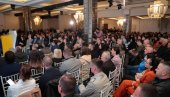 PREDSEDNIČKI KANDIDAT I LIDER DEMOKRATA ALEKSA BEČIĆ U BERANAMA: Zaustavili smo zlog cara iz bajke!
