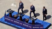 ПЕКИНГ УПОЗОРАВА: Аустралија, Велика Британија и САД се крећу путем грешке и опасности ПЕКИНГ УПОЗОРАВА: Аустралија, Велика Британија и САД се крећу путем грешке и опасности