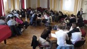 И ОНИ СУ ЉУБИТЕЉИ НАУКЕ: Суботички гимназијалци обележили међународни Дан броја Пи И ОНИ СУ ЉУБИТЕЉИ НАУКЕ: Суботички гимназијалци обележили међународни Дан броја Пи