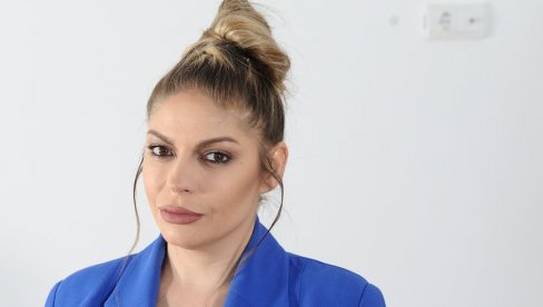 IMALA SAM NAPADE PANIKE USRED EMISIJA: Vanja Mijatović se prisetila teškog udesa IMALA SAM NAPADE PANIKE USRED EMISIJA: Vanja Mijatović se prisetila teškog udesa