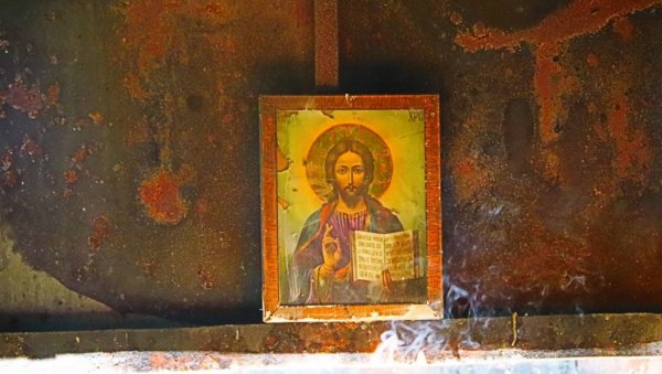 МАНАСТИР КОЈИ МОРА ДА СЕ ПОСЕТИ: Богомољу је открио дечак, оболео од лепре - заспао је на светом месту и пробудио се излечен (ФОТО) МАНАСТИР КОЈИ МОРА ДА СЕ ПОСЕТИ: Богомољу је открио дечак, оболео од лепре - заспао је на светом месту и пробудио се излечен (ФОТО)