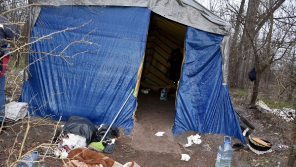 УСАГЛАШЕНО, АЛИ ЗА ГОДИНУ ДАНА: Европска унија покушава да реши проблем миграната УСАГЛАШЕНО, АЛИ ЗА ГОДИНУ ДАНА: Европска унија покушава да реши проблем миграната