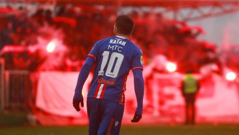 MEGDAN U LAZAREVOM GRADU: Aktuelni šampion povećava prednost nad večitim rivalom MEGDAN U LAZAREVOM GRADU: Aktuelni šampion povećava prednost nad večitim rivalom
