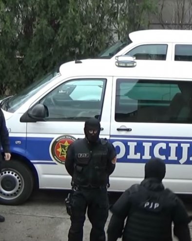 ЦРНОГОРСКА ПОЛИЦИЈА НАСТАВЉА АКЦИЈУ: И у Растоцима претрес куће Ђукановића