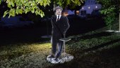 LEGENDI U ČAST: I u Vrnjačkoj Banji obeležena godišnjica smrti Danila Bate Stojkovića LEGENDI U ČAST: I u Vrnjačkoj Banji obeležena godišnjica smrti Danila Bate Stojkovića