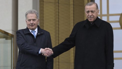 ERDOGAN PORUČIO: Uskoro ratifikacija članstva Finske u NATO, sa Švedskom – problem ERDOGAN PORUČIO: Uskoro ratifikacija članstva Finske u NATO, sa Švedskom – problem