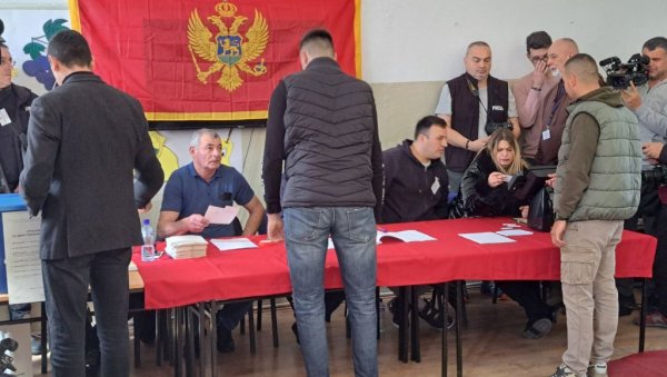ПРВИ РЕЗУЛТАТИ ЛОКАЛНИХ ИЗБОРА У БУДВИ: За будућност Будве и Будва наш град по девет мандата ПРВИ РЕЗУЛТАТИ ЛОКАЛНИХ ИЗБОРА У БУДВИ: За будућност Будве и Будва наш град по девет мандата