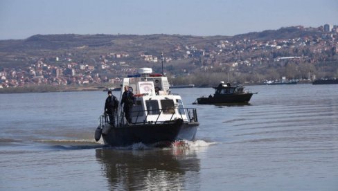 SKLONITE SE SA REKA Novi apel rečne policije zbog nevremena u Srbiji (VIDEO)