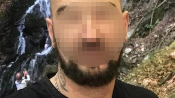 ОВО ЈЕ ДРАГАН КОЈИ ЈЕ НАСТРАДАО НА КОПАОНИКУ: Понудио се Ирени да је превезе, па се сурвали у увалу (ФОТО) ОВО ЈЕ ДРАГАН КОЈИ ЈЕ НАСТРАДАО НА КОПАОНИКУ: Понудио се Ирени да је превезе, па се сурвали у увалу (ФОТО)