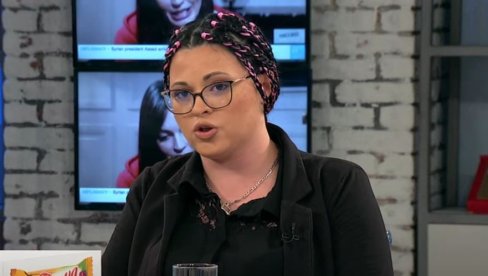 KATARINA SE PRAVILA MRTVA DA BI PREŽIVELA: Jeziva ispovest žene koja je prošla kroz teško nasilje - Bacio je bebu i ubo me 17 puta (FOTO) KATARINA SE PRAVILA MRTVA DA BI PREŽIVELA: Jeziva ispovest žene koja je prošla kroz teško nasilje - Bacio je bebu i ubo me 17 puta (FOTO)