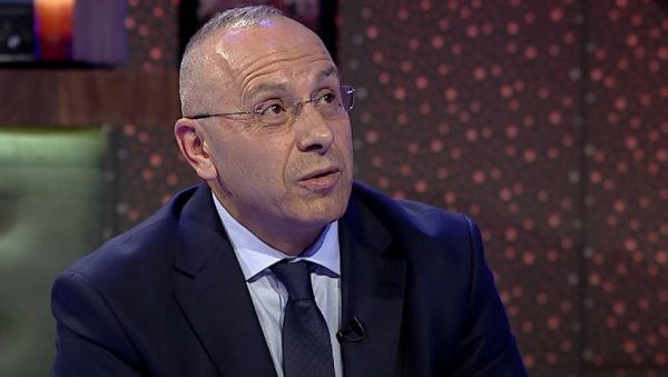 ВЕЛИКИ СКАНДАЛ: Ухапшен председник фудбалског савеза тзв. Косова ВЕЛИКИ СКАНДАЛ: Ухапшен председник фудбалског савеза тзв. Косова