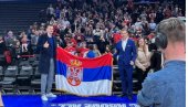 OVO JE SRBIJA: Ameri gledaju i ne veruju šta im se dešava usred Vašingtona (VIDEO)