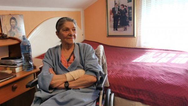 ЊЕН ВРИСАК СУ, ПРЕ 24 ГОДИНЕ, СНИМИЛЕ И КАМЕРЕ: Потресно сведочење Невенке Дељанин, у трену је изгубила и мужа и брата (ФОТО) ЊЕН ВРИСАК СУ, ПРЕ 24 ГОДИНЕ, СНИМИЛЕ И КАМЕРЕ: Потресно сведочење Невенке Дељанин, у трену је изгубила и мужа и брата (ФОТО)