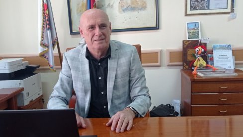 ДА ОСТАНУ У СВОЈОЈ СРЕДИНИ: Кампања Приштинског универзитета са седиштем у Косовској Митровици ДА ОСТАНУ У СВОЈОЈ СРЕДИНИ: Кампања Приштинског универзитета са седиштем у Косовској Митровици