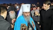 ЗЕЛЕНСКИ ИСТЕРУЈЕ МОНАХЕ И ОРУЖЈЕМ: Запад ћути на највећи верски прогон у новијој историји ЗЕЛЕНСКИ ИСТЕРУЈЕ МОНАХЕ И ОРУЖЈЕМ: Запад ћути на највећи верски прогон у новијој историји