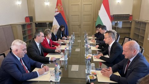 MAĐARSKI POSLANIK IKONOPISAC: Nacrtao Svetog Savu MAĐARSKI POSLANIK IKONOPISAC: Nacrtao Svetog Savu