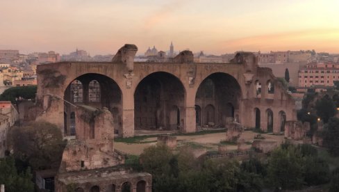 VARVARI KORISTILI ČAROBNI NAPITAK ZA NAPAD NA RIMSKU IMPERIJU: Otkrivena tajna malih specijalnih kašičica VARVARI KORISTILI ČAROBNI NAPITAK ZA NAPAD NA RIMSKU IMPERIJU: Otkrivena tajna malih specijalnih kašičica