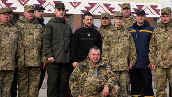 КОЛИКО УКРАЈИНА ДАНАС ТРОШИ НА ВОЈСКУ: Кијев открио колико кошта рат КОЛИКО УКРАЈИНА ДАНАС ТРОШИ НА ВОЈСКУ: Кијев открио колико кошта рат