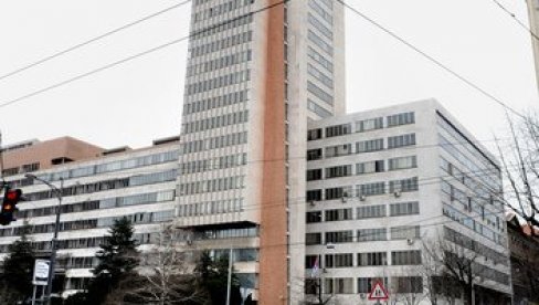OGLASILO SE MINISTARSTVO ODBRANE: Vojni sindikat bezrazložno napada nova normativna rešenja o povećanju plata OGLASILO SE MINISTARSTVO ODBRANE: Vojni sindikat bezrazložno napada nova normativna rešenja o povećanju plata