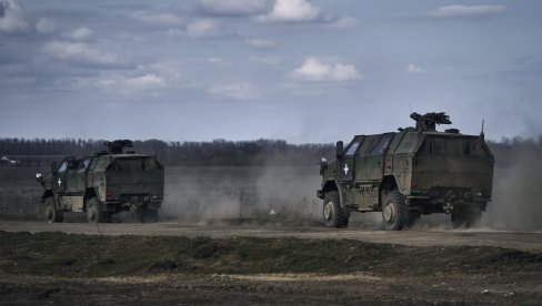 SATELITSKI SNIMCI ZA NESANICU U KIJEVU: Amerikanci otkrili šta se dešava na frontu SATELITSKI SNIMCI ZA NESANICU U KIJEVU: Amerikanci otkrili šta se dešava na frontu
