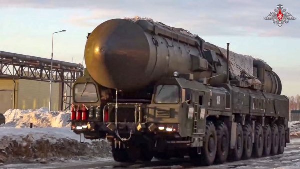 РУСКО НУКЛЕАРНО ОРУЖЈЕ МОДЕРНИЗОВАНО: Путин о успешном опремању армије и флоте наоружањем нове генерације (ВИДЕО) РУСКО НУКЛЕАРНО ОРУЖЈЕ МОДЕРНИЗОВАНО: Путин о успешном опремању армије и флоте наоружањем нове генерације (ВИДЕО)