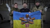 УКРАЈИНЦИ СЕ РАДУЈУ УПРКОС СТАЊУ НА ФРОНТУ: Једна ствар их посебно орасположила УКРАЈИНЦИ СЕ РАДУЈУ УПРКОС СТАЊУ НА ФРОНТУ: Једна ствар их посебно орасположила