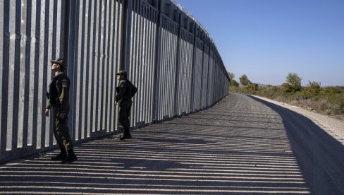 GRČKA SE ŽELI ZAŠTITI OD MIGRANATA I AZILANATA: Stiže novih 35 km granične barijere sa Turskom?