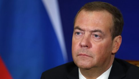 BAJDEN JE ODLUČIO DA ODE IZAZIVAJUĆI NUKLEARNI ARMAGEDON Medvedev: Članstvo Ukrajine u NATO vodi u treći svetski rat