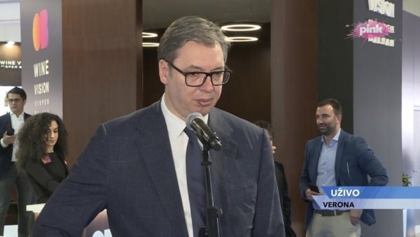 ВУЧИЋ ИЗ ВЕРОНЕ: Очекујем премијерку Мелони у нашој земљи - Мој сан је успешна Србија (ВИДЕО) ВУЧИЋ ИЗ ВЕРОНЕ: Очекујем премијерку Мелони у нашој земљи - Мој сан је успешна Србија (ВИДЕО)