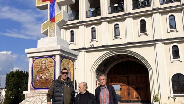 БИСТЕ ДР ДРАГИ ЉОЧИЋ И ИСИДОРИ СЕКУЛИЋ: Прва српска докторка и чувена списатељица добиће обележје у Бијељини БИСТЕ ДР ДРАГИ ЉОЧИЋ И ИСИДОРИ СЕКУЛИЋ: Прва српска докторка и чувена списатељица добиће обележје у Бијељини